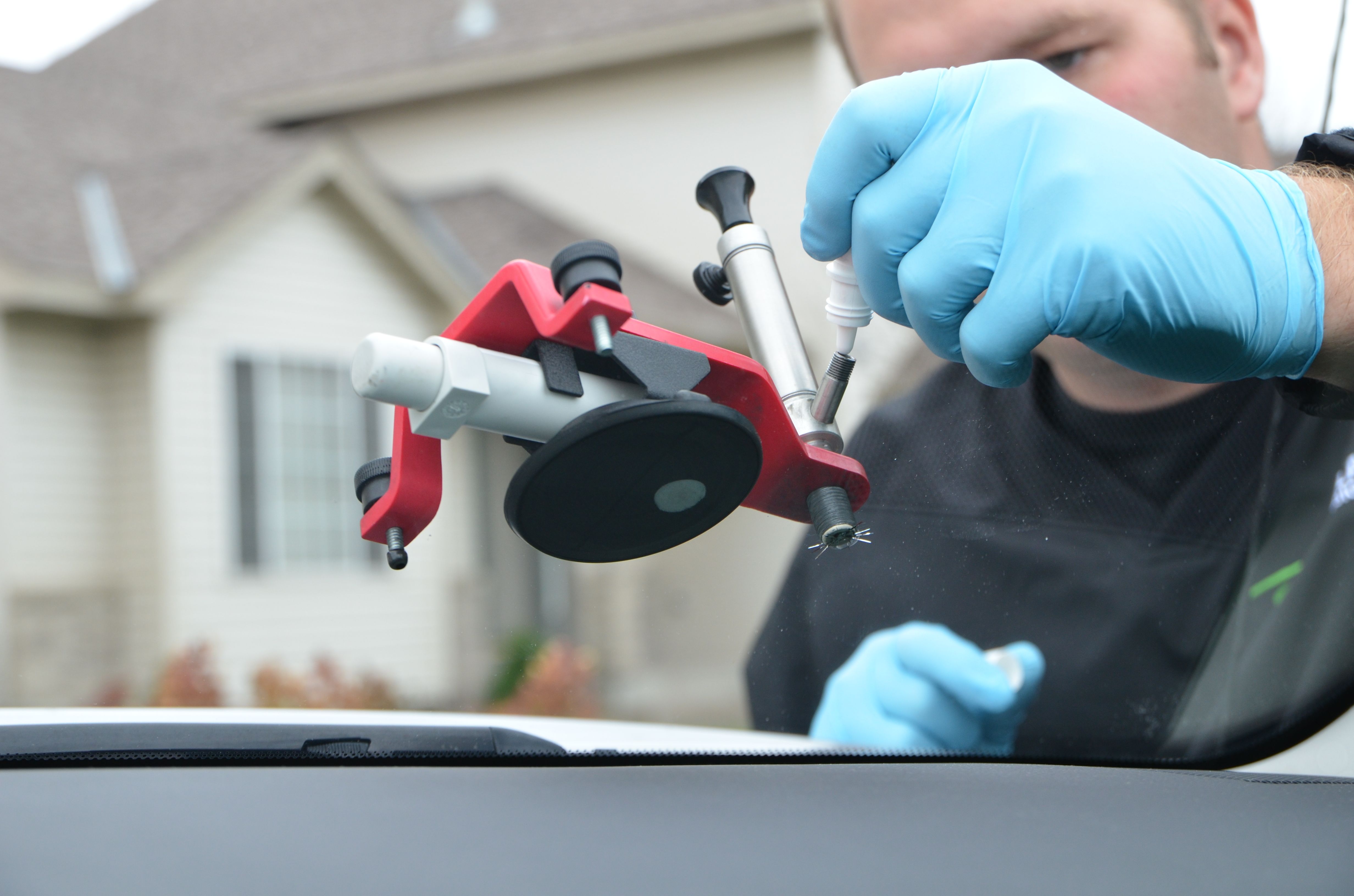 6 Windshield Replacement Tips To Limit Lots Of Damage